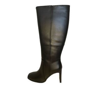 MÍA women regular calf Leticia boots,  size 7.5  Color: Black